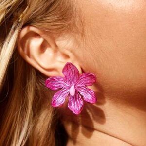 Orchid earrings N418
